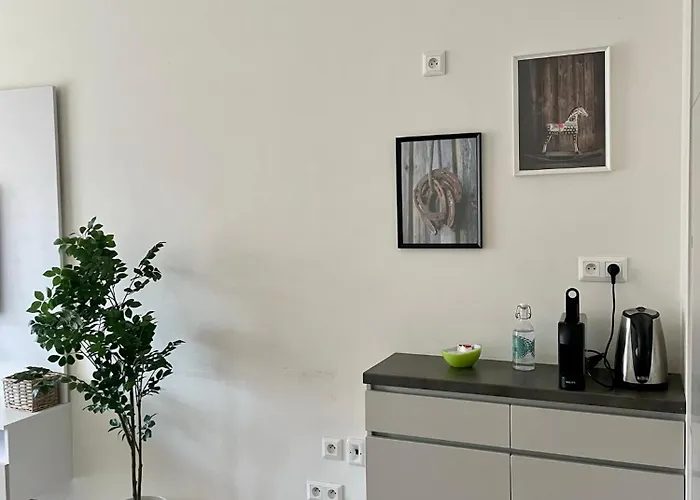 New, Beautiful With Parking In Location! Pozsony
